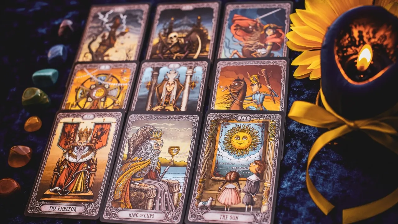 karty tarota miecze kielichy znaczenie