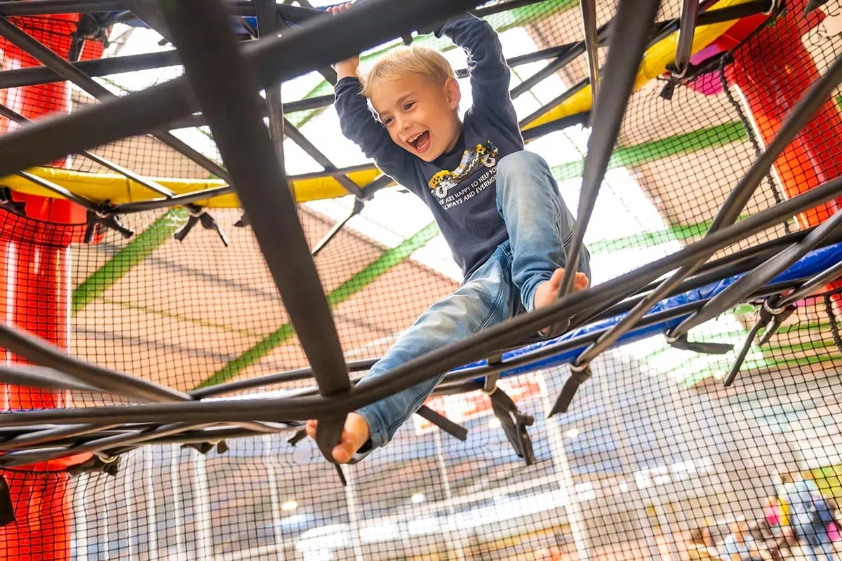 Schloss Dankern SPIELBURG innen