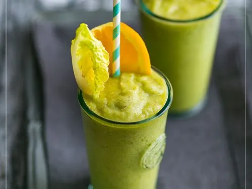 r&oacute;żne koktajle z sałatą