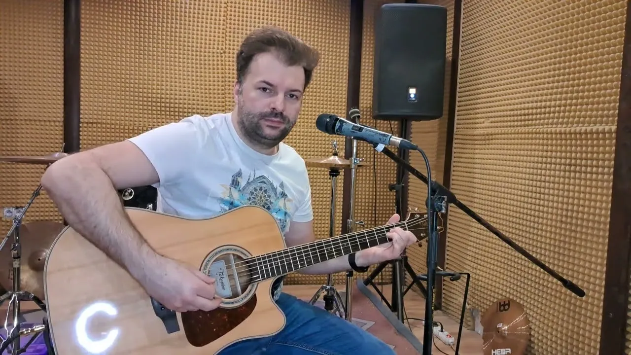 Zdjęcie Dom wschodzącego słońca akordy i bicie - najprostsza nauka na gitarę