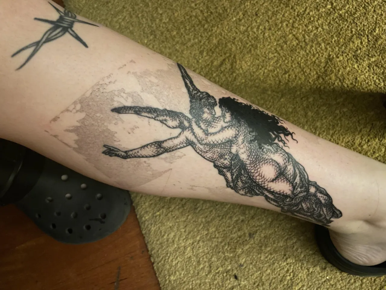 świeży tatuaż gojenie second skin