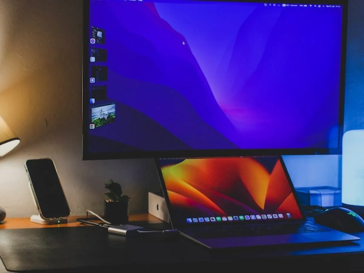 Monitor do pracy biurowej vs monitor gamingowy