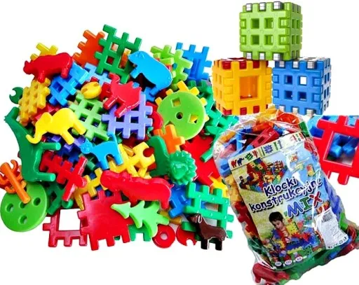 różne rodzaje klocków sensorycznych do kostki