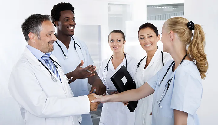 lekarz rezydent w USA