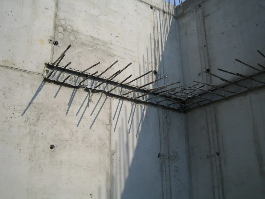 Zastosowanie zbrojenia odginanego Comax ściana strop