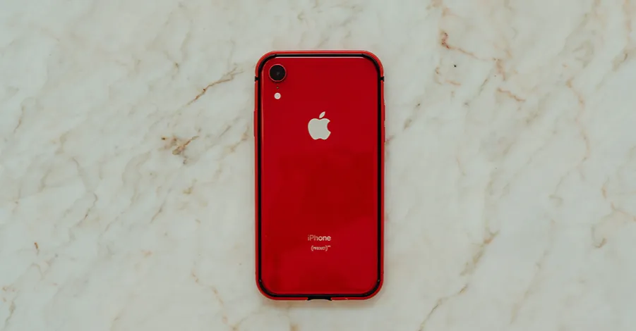 iPhone XR objawy zużytej baterii
