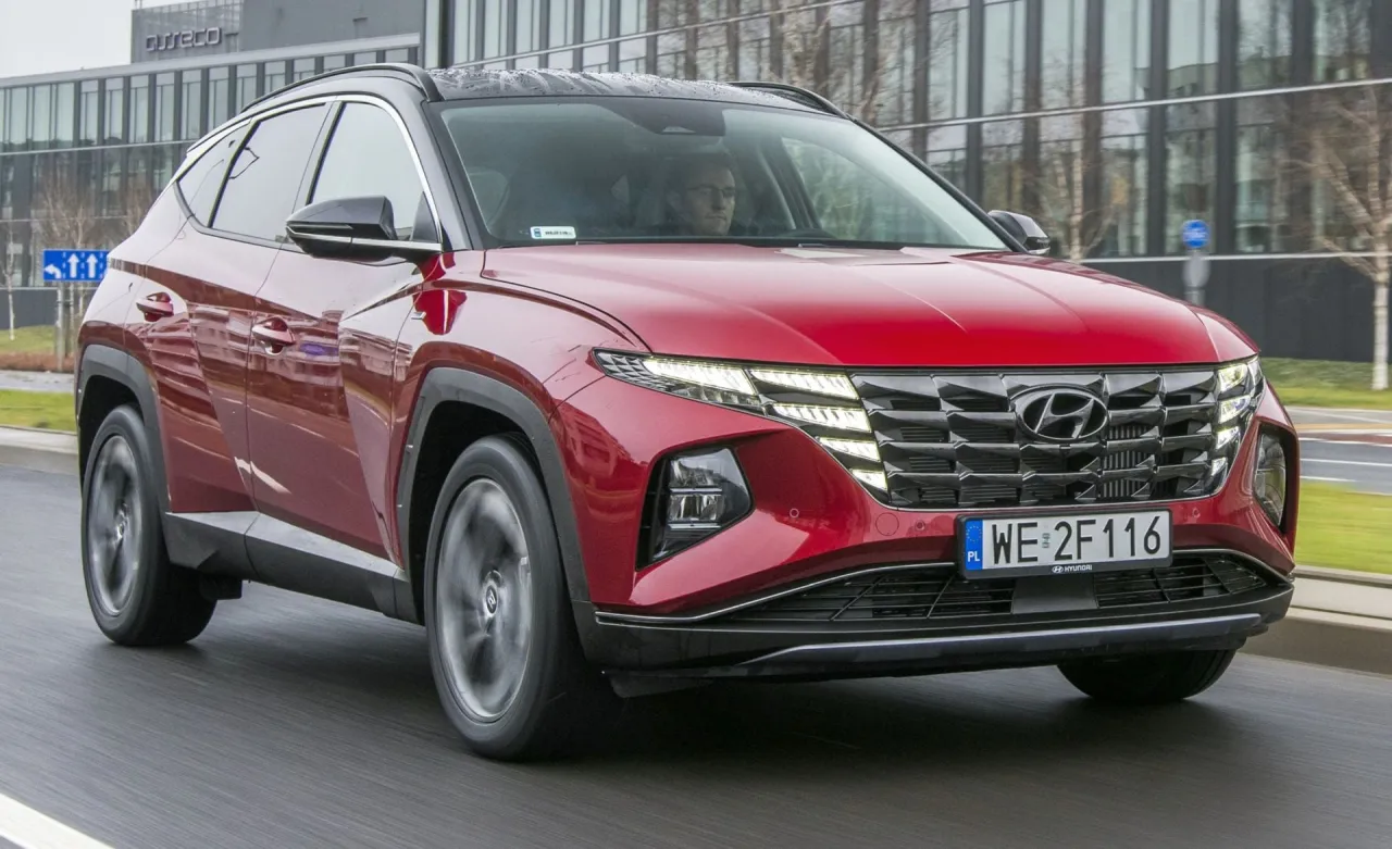 Hyundai Tucson IV generacja silniki por&oacute;wnanie