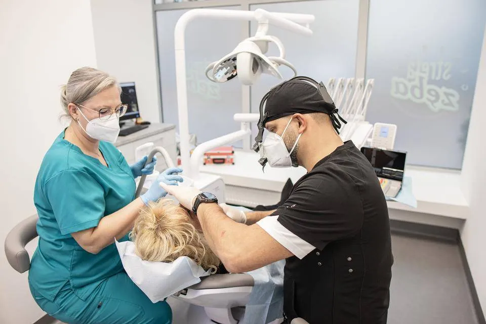 objawy niepokojące po znieczuleniu u dentysty