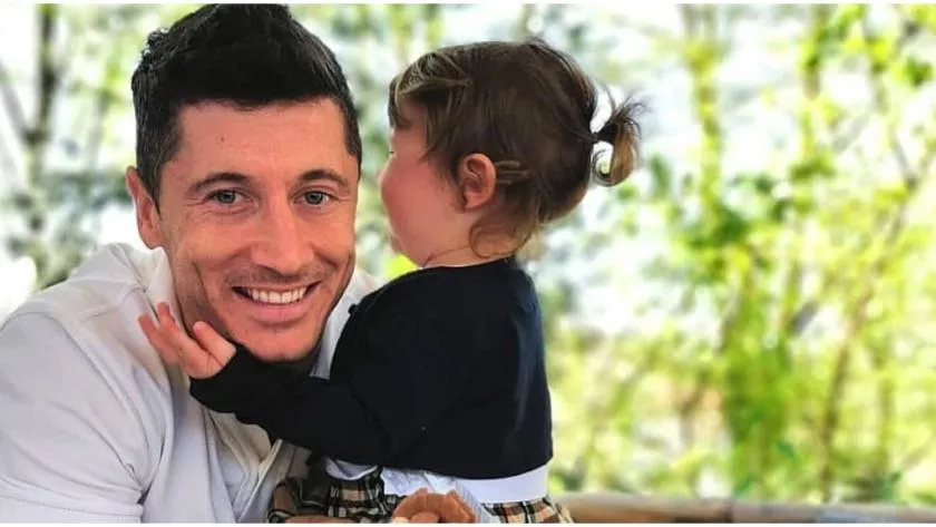 Zdjęcie Ile Lewandowski ma dzieci? Odkryj życie rodzinne piłkarza