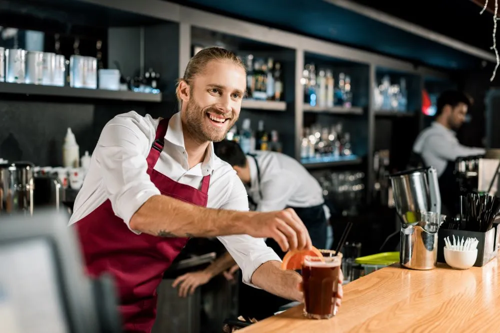 Zdjęcie Barman co: Zawód barmana i firmy związane z branżą gastronomiczną