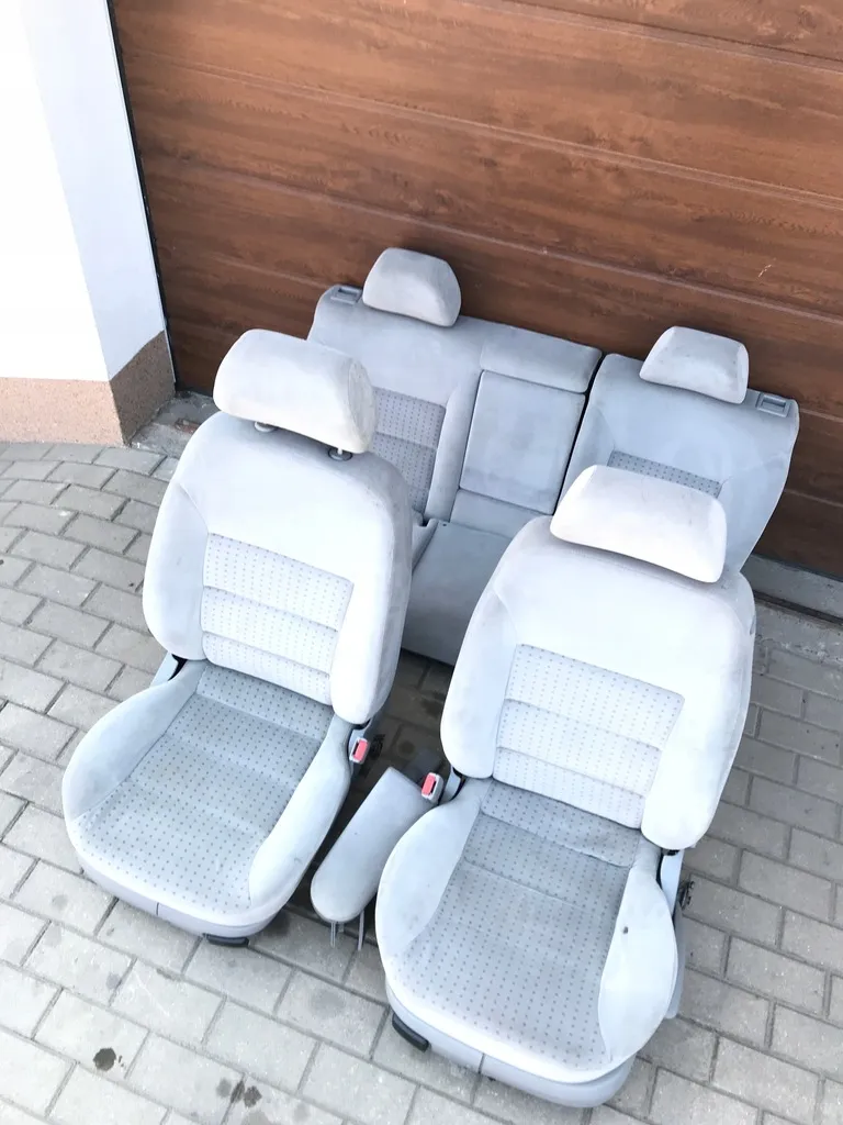 Zdjęcie Jak zamontować podgrzewane fotele Golf 4 - uniknij problemów z instalacją