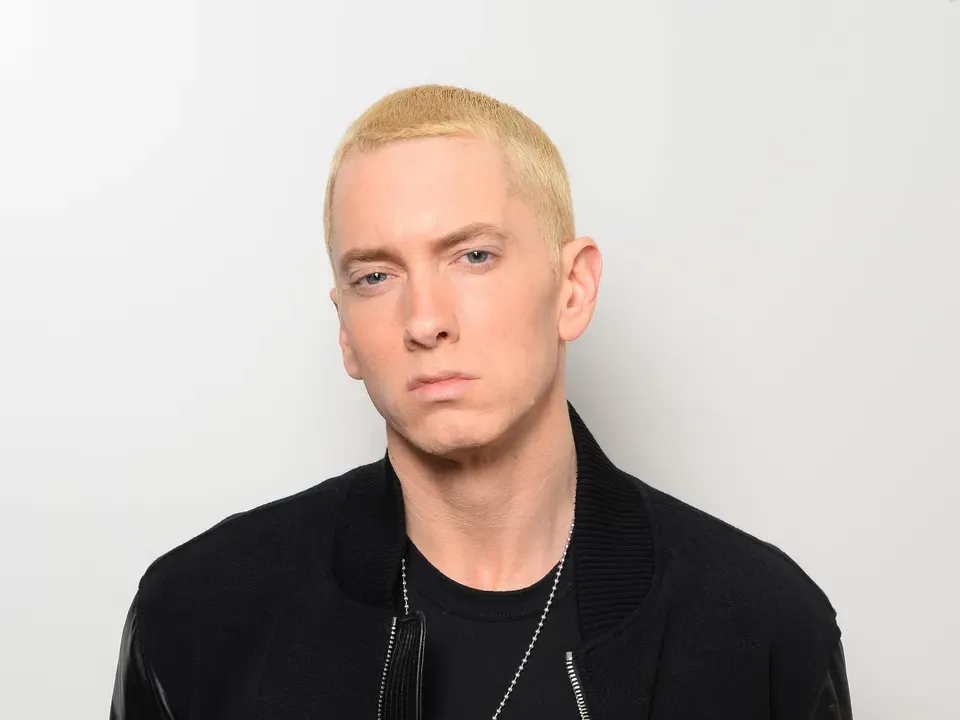 Zdjęcie Ile lat ma Eminem? Zaskakujące fakty o jego życiu i karierze