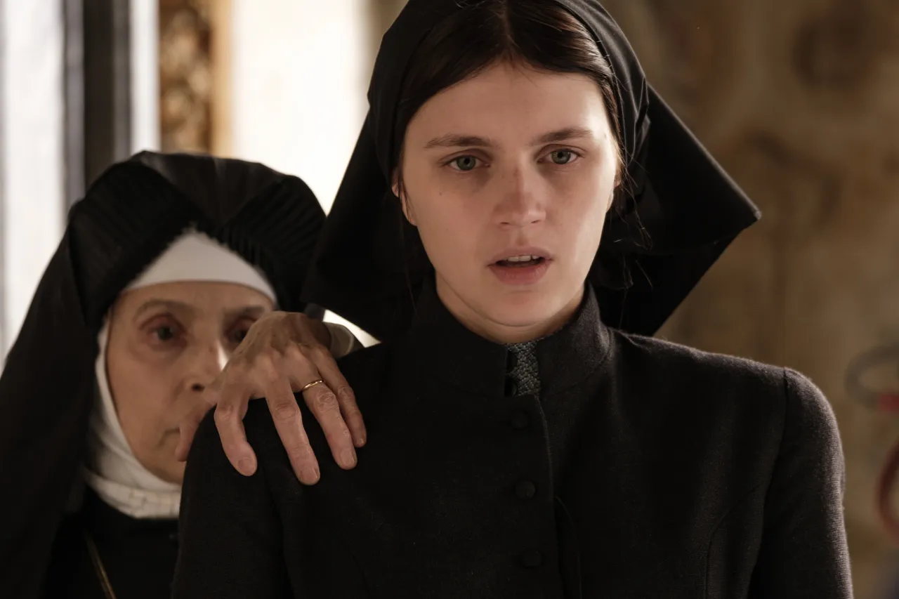 Zdjęcie Omen Początek: Przerażający Prequel Odkrywa Genezę Antychrysta