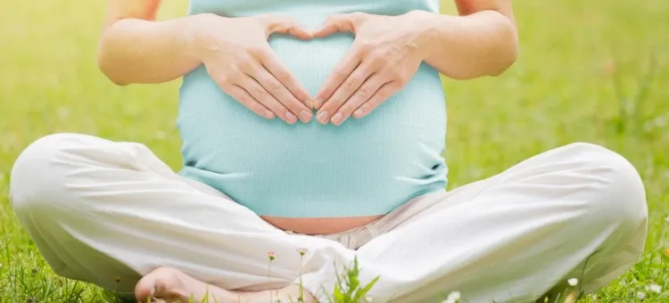 Zdjęcie Bezpieczne sposoby na ból gardła w ciąży: naturalne metody łagodzenia