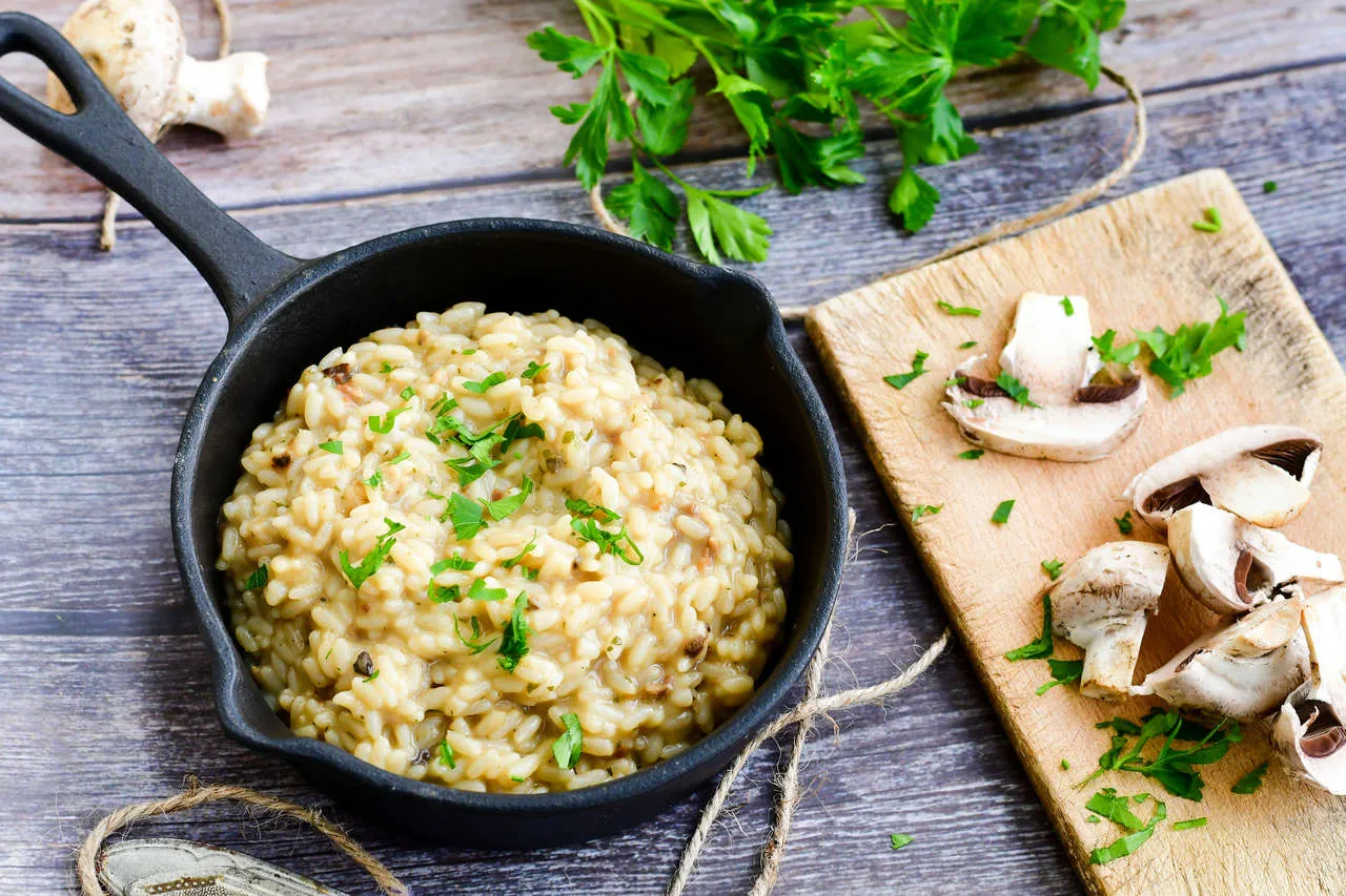 Zdjęcie Z czym podawać risotto? Odkryj idealne dodatki do dania