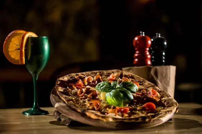 Zdjęcie Gdzie zjeść w Jeleniej Górze? Odkryj najlepsze restauracje i smaki