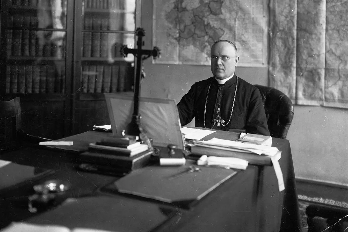 Zdjęcie Kardynał Kakowski: jego wpływ na Kościół i historię Polski
