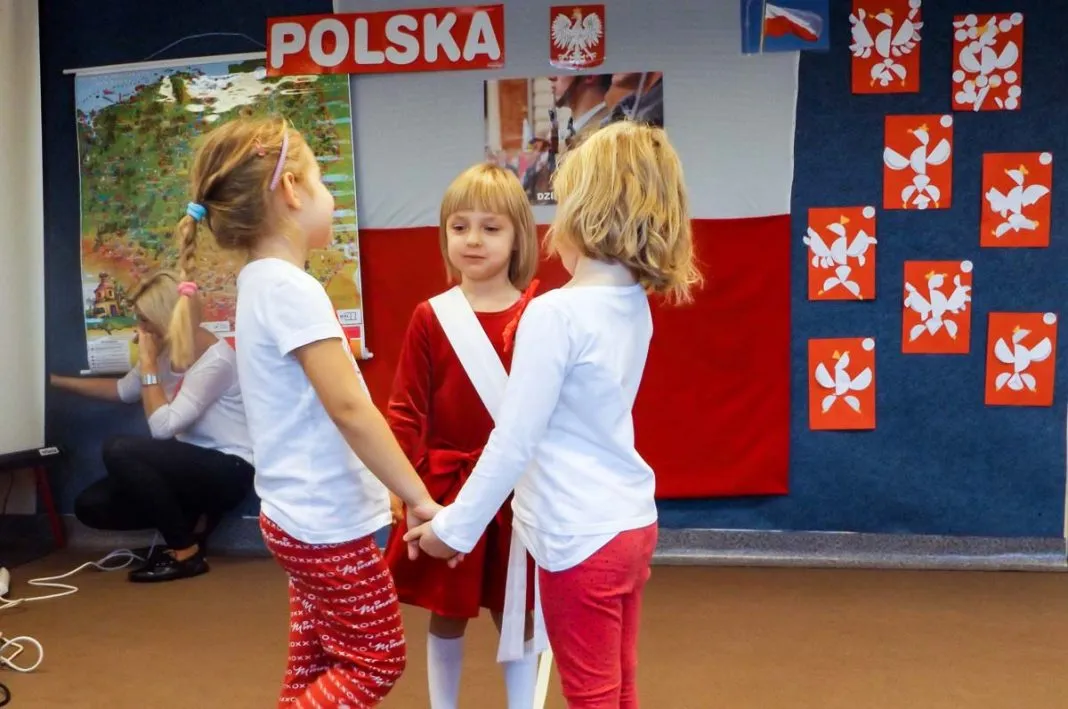 Zdjęcie Podkład muzyczny ZoZi - zrozumienie niepodległości dla dzieci