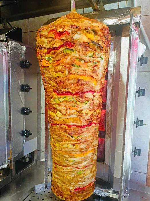 Zdjęcie Kraftowy kebab co to znaczy? Poznaj jego wyjątkowe cechy