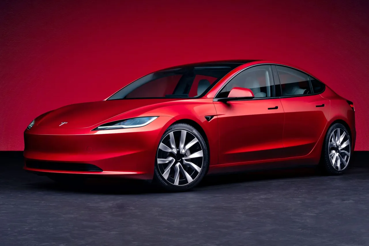 Zdjęcie Ile kosztuje Tesla S? Ceny różnych wersji i ukryte koszty