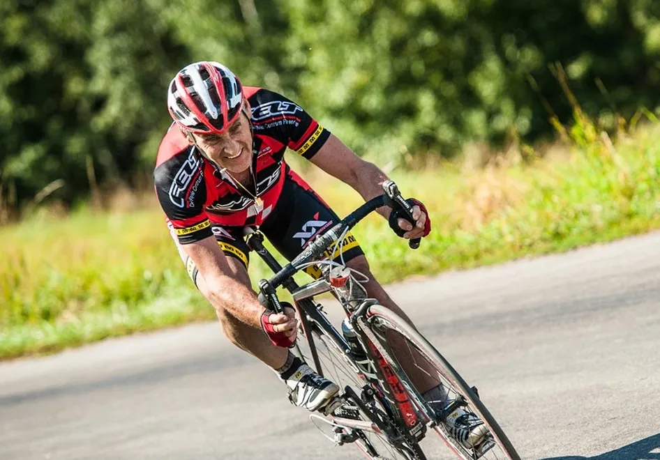 Zdjęcie Co robi były kolarz Czesław Lang teraz - od mistrza do działacza sportu