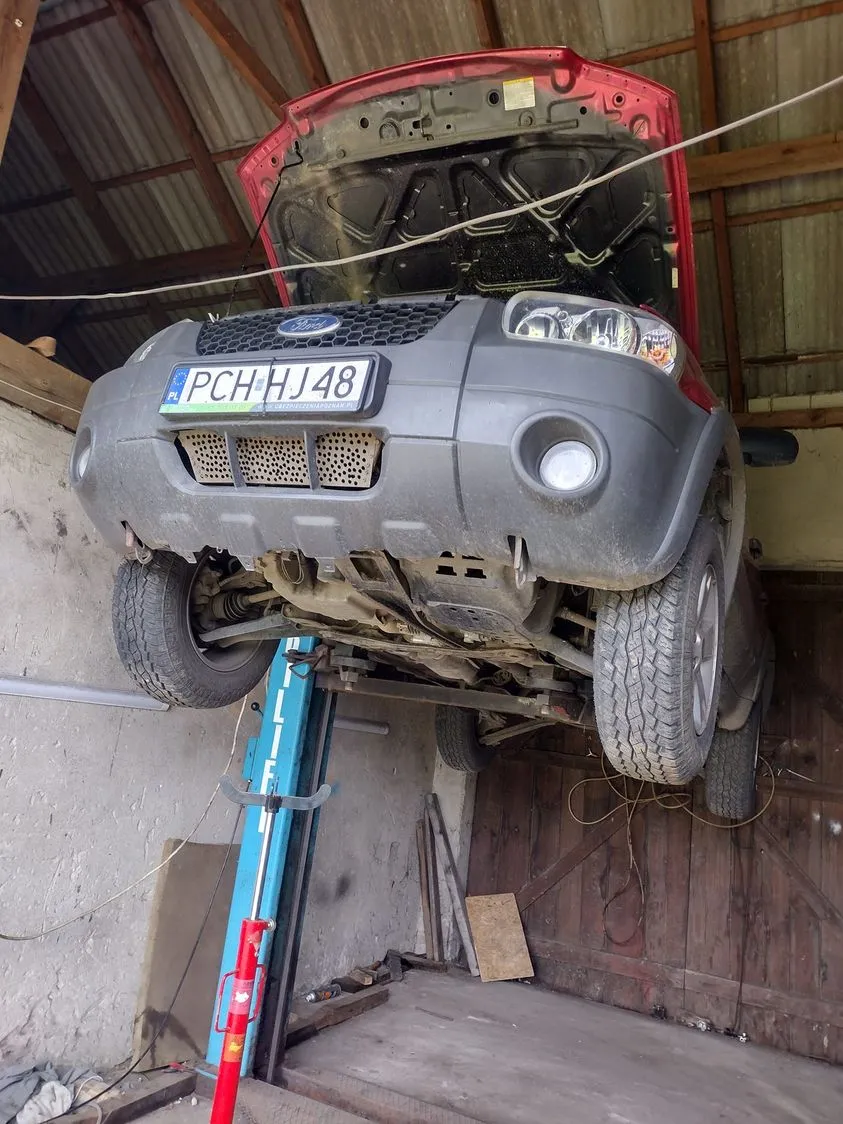 Zdjęcie Ford Maverick jaki silnik wybrać? Poznaj najlepsze opcje i oszczędności