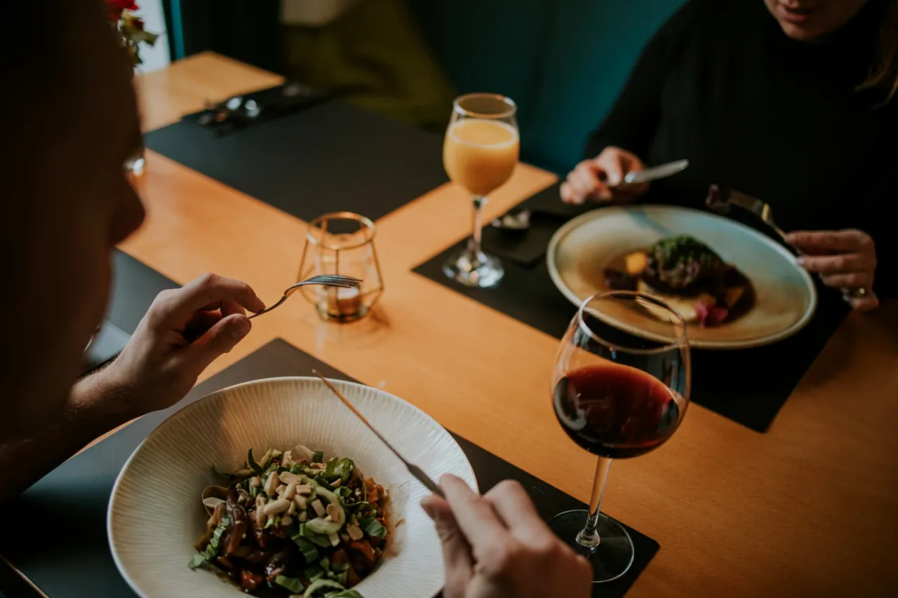 Zdjęcie Gdzie zjeść w Częstochowie? Odkryj najlepsze restauracje i smaki