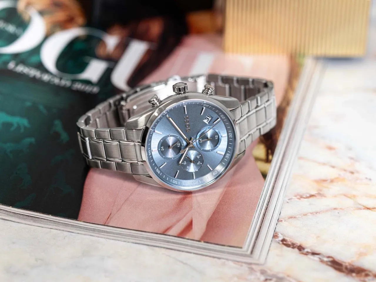 Zdjęcie Hugo Boss zegarek damski srebrny – elegancja i styl w każdym detalu