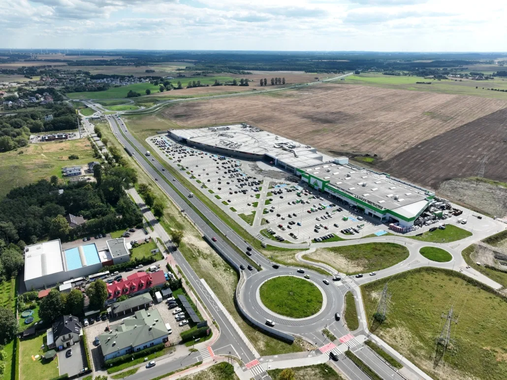 Karuzela Kołobrzeg widok z zewnątrz