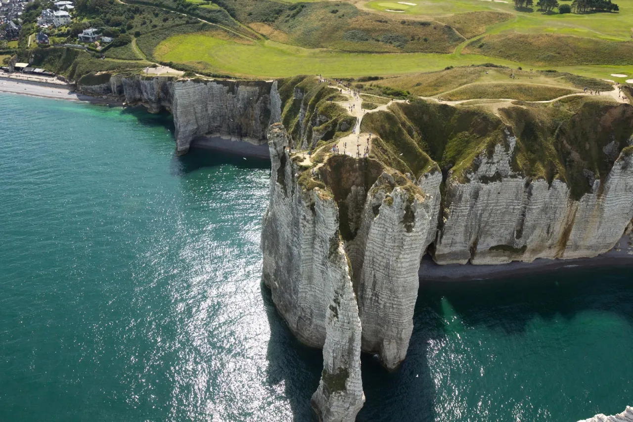 scogliere &Eacute;tretat