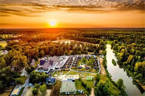 Bac&oacute;wka Radawa luksusowy hotel SPA widok z zewnątrz