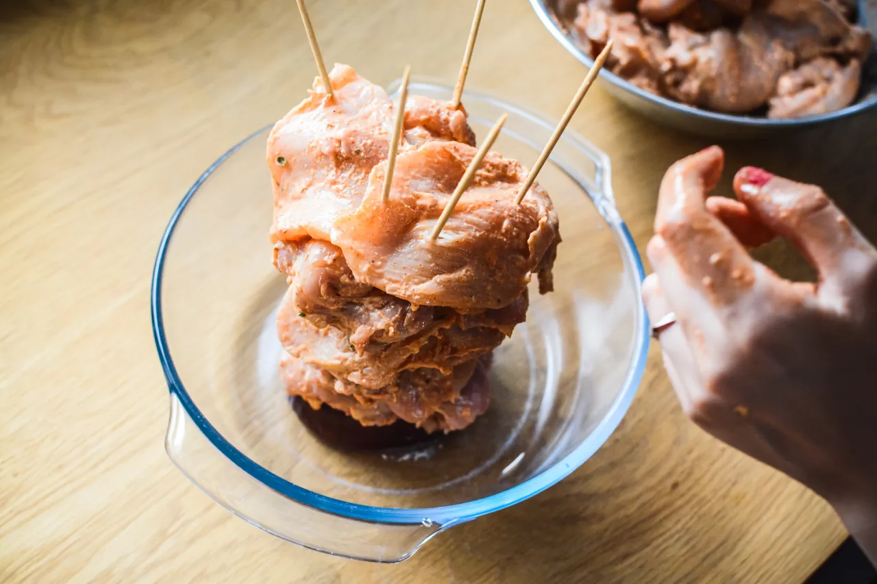 składniki na marynatę do gyrosa