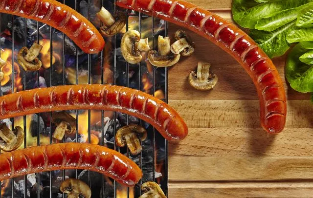 Kiełbasa podwawelska na grillu