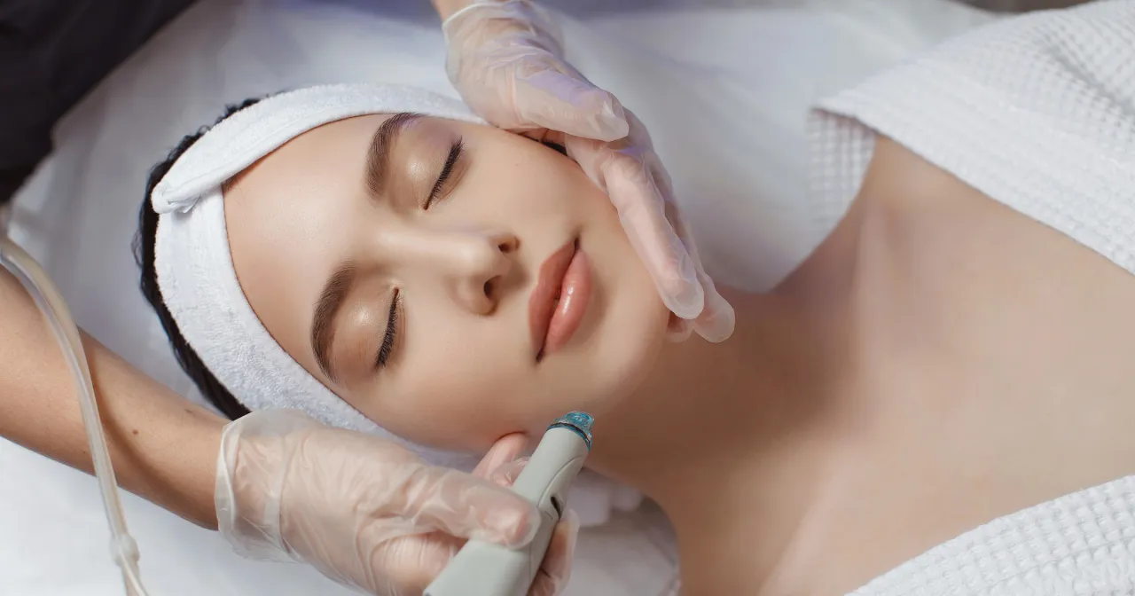 rodzaje mikrodermabrazji diamentowa korundowa tlenowa