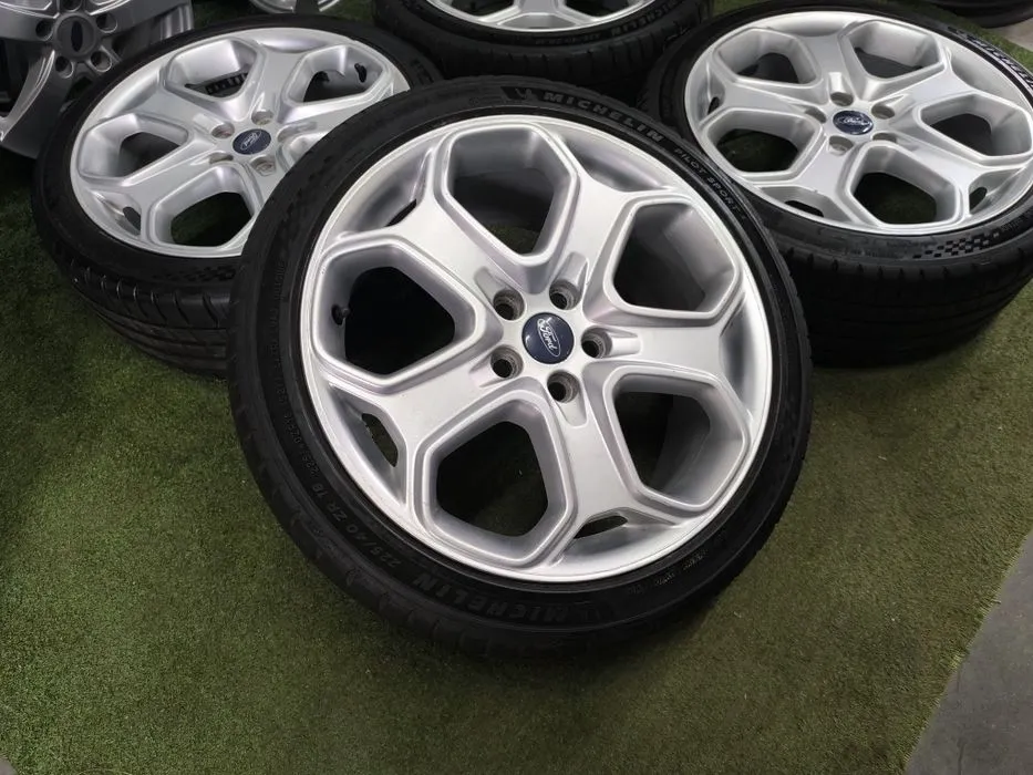 Zdjęcie Odpowiednie opony do Ford Mondeo Mk4 z felgami 18 - uniknij błędów
