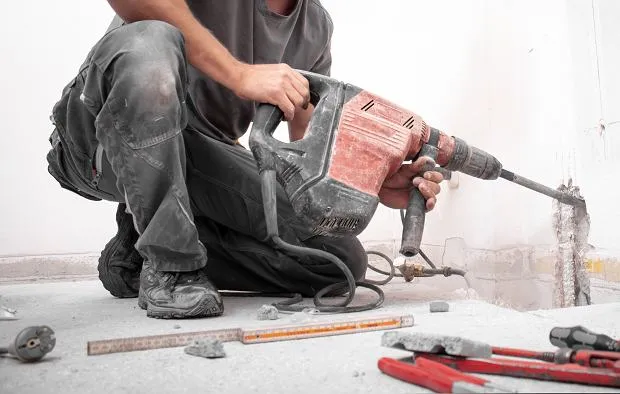 Wiertarka w bloku, remont hałas