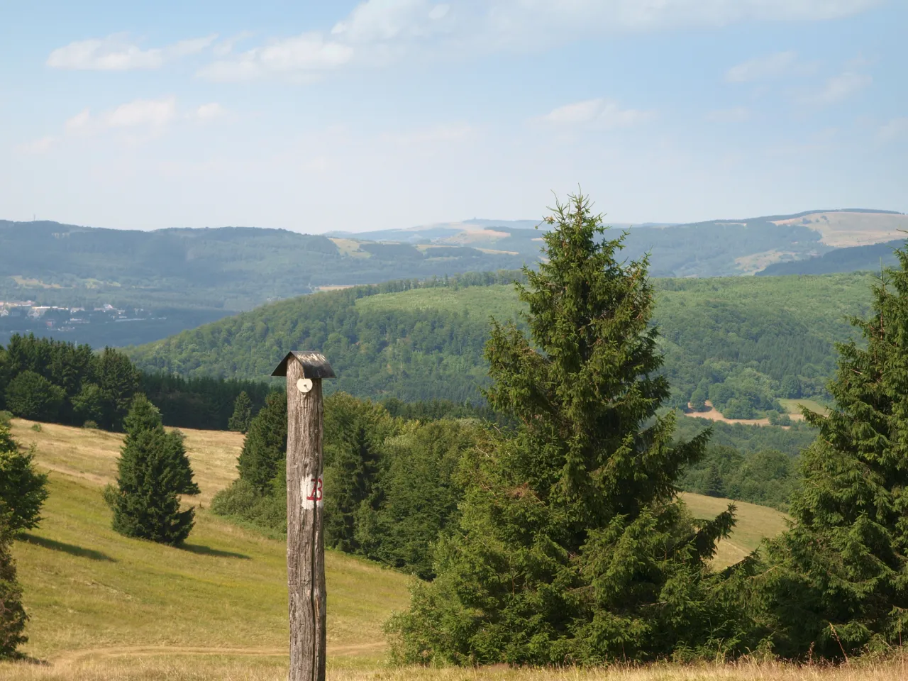 Schwarzer Berg Rh&ouml;n Landschaft