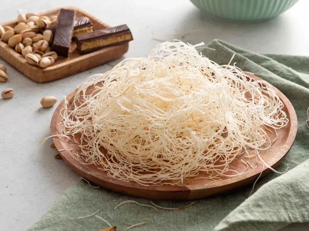 ciasto kataifi w formie nitek