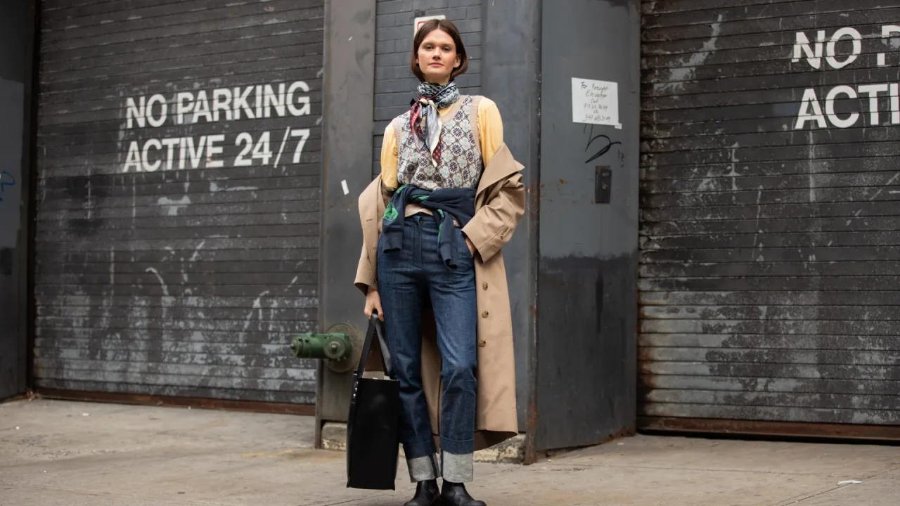 Szerokie spodnie z mankietami damskie