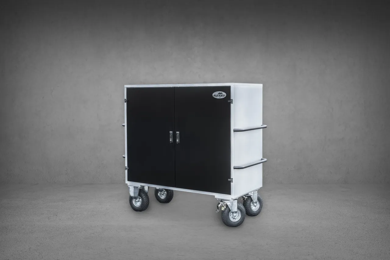 Por&oacute;wnanie modeli pak jeździeckich Alfako