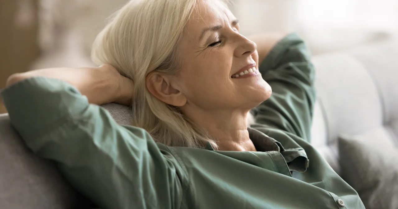 kobieta w r&oacute;żnym wieku menopauza