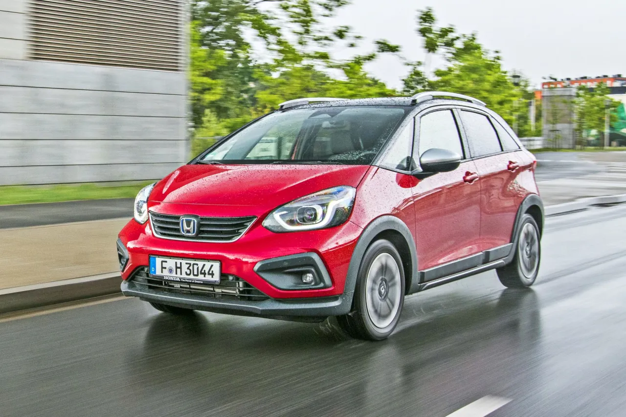 Honda Jazz e:HEV schemat działania napędu