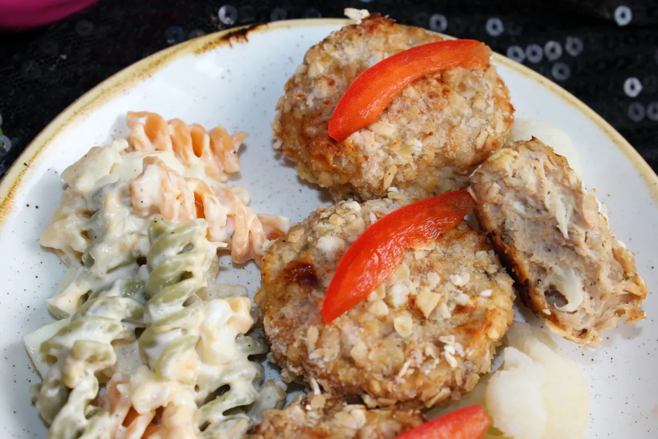 Kotlety mielone keto z kalafiorem i babką płesznik