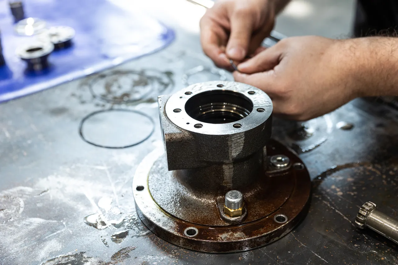 Awarie hydrauliki ruchomej podłogi