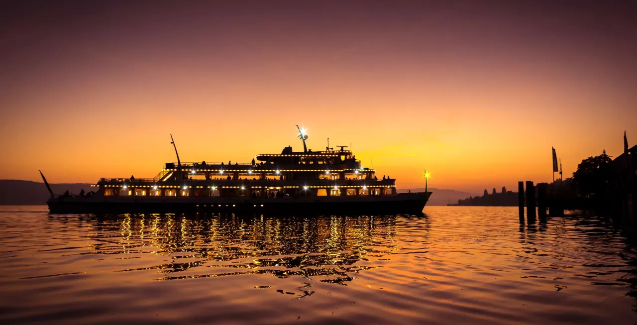 Seebad Romanshorn Terrasse Sonnenuntergang