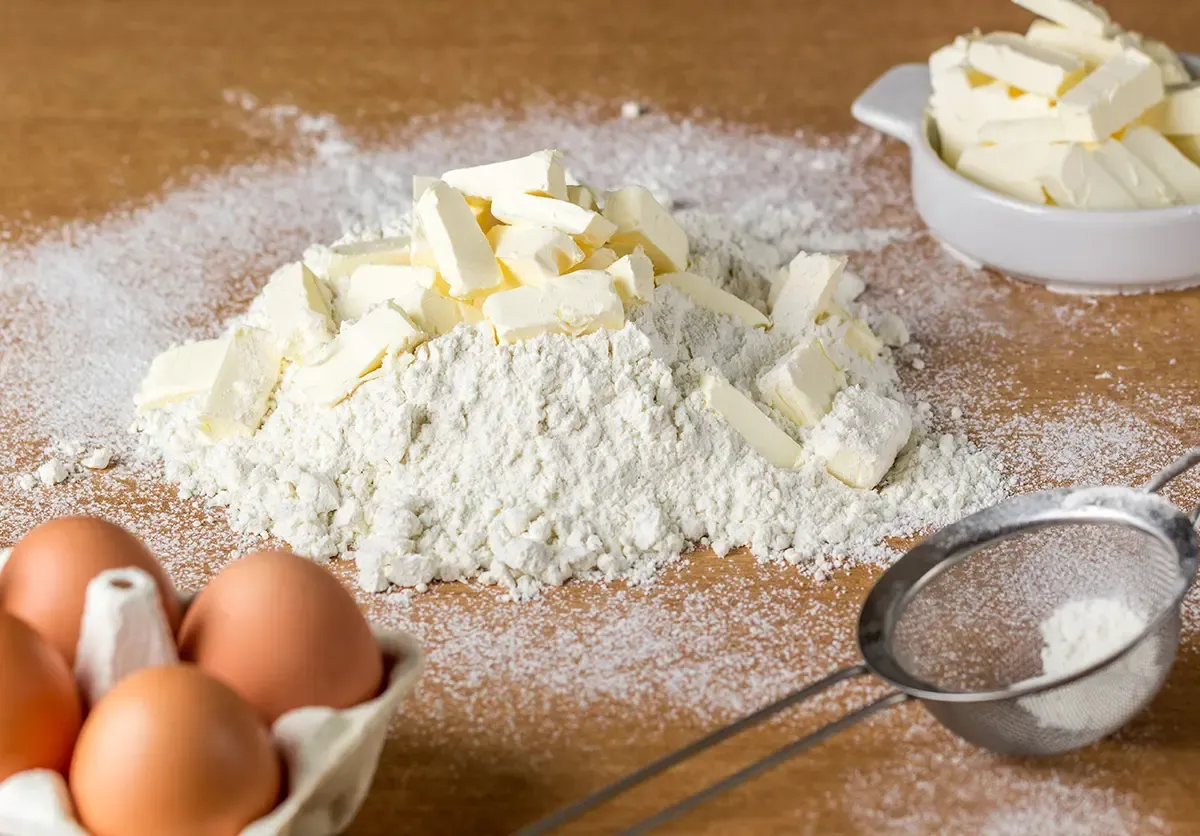składniki do pieczenia w temperaturze pokojowej
