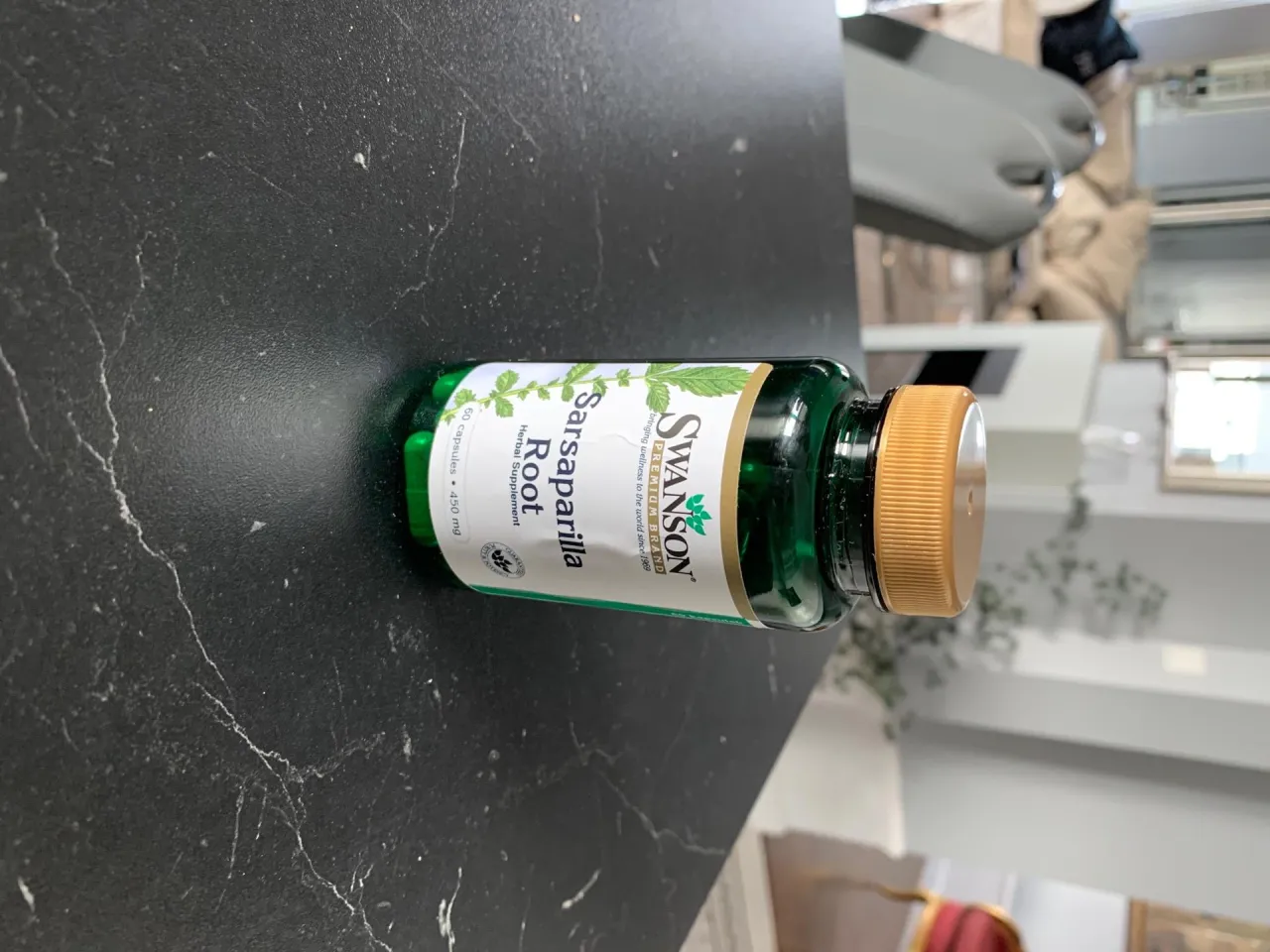 Tabletki lek&oacute;w i zioła sarsaparilla