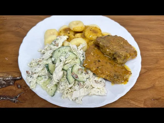 Tradycyjne surówki do klusek śląskich