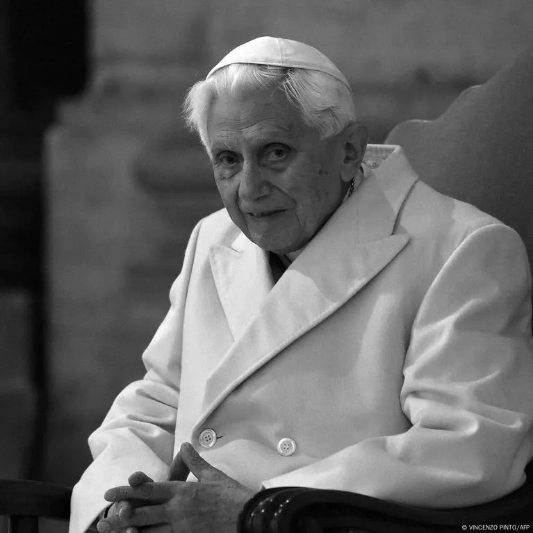Zdjęcie Ile lat ma papież Benedykt XVI? Zaskakująca historia jego życia
