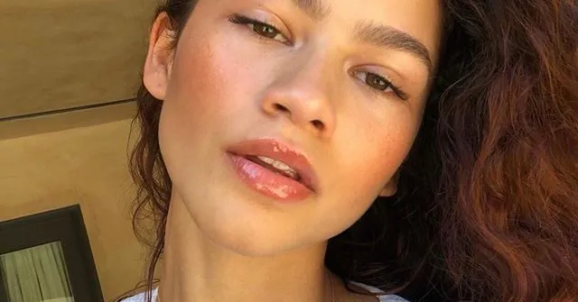 promienna cera efekt glow makijaż